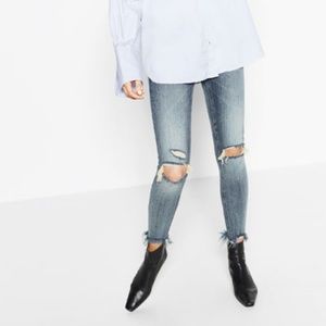 ZARA Skinny Jeans 26 (Reference 7513/250) in Women